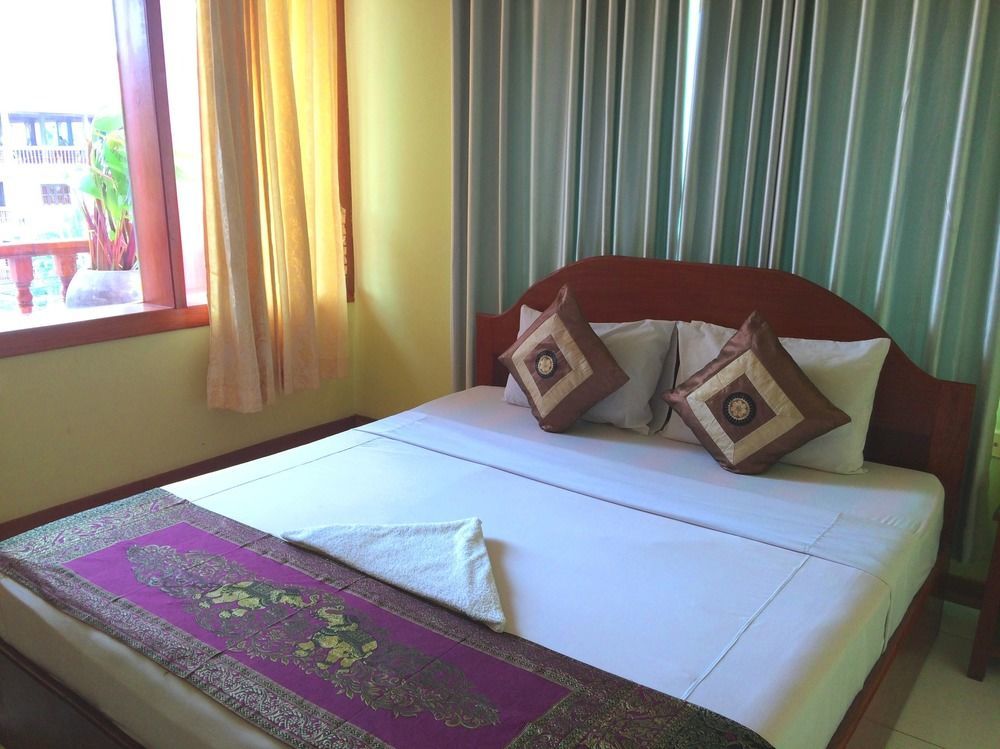 Side Walk Hotel Siem Reap Exteriör bild