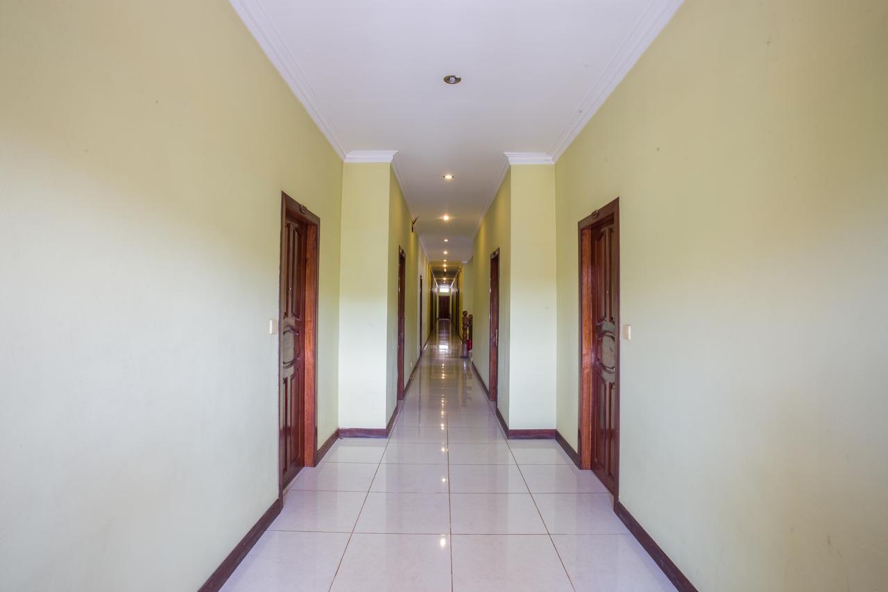 Side Walk Hotel Siem Reap Exteriör bild
